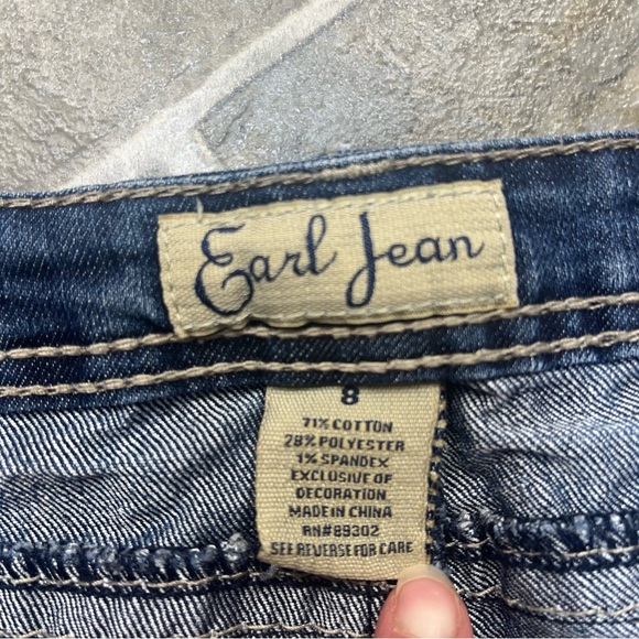 Earl Jean Jean Shorts - Picture 5 of 9